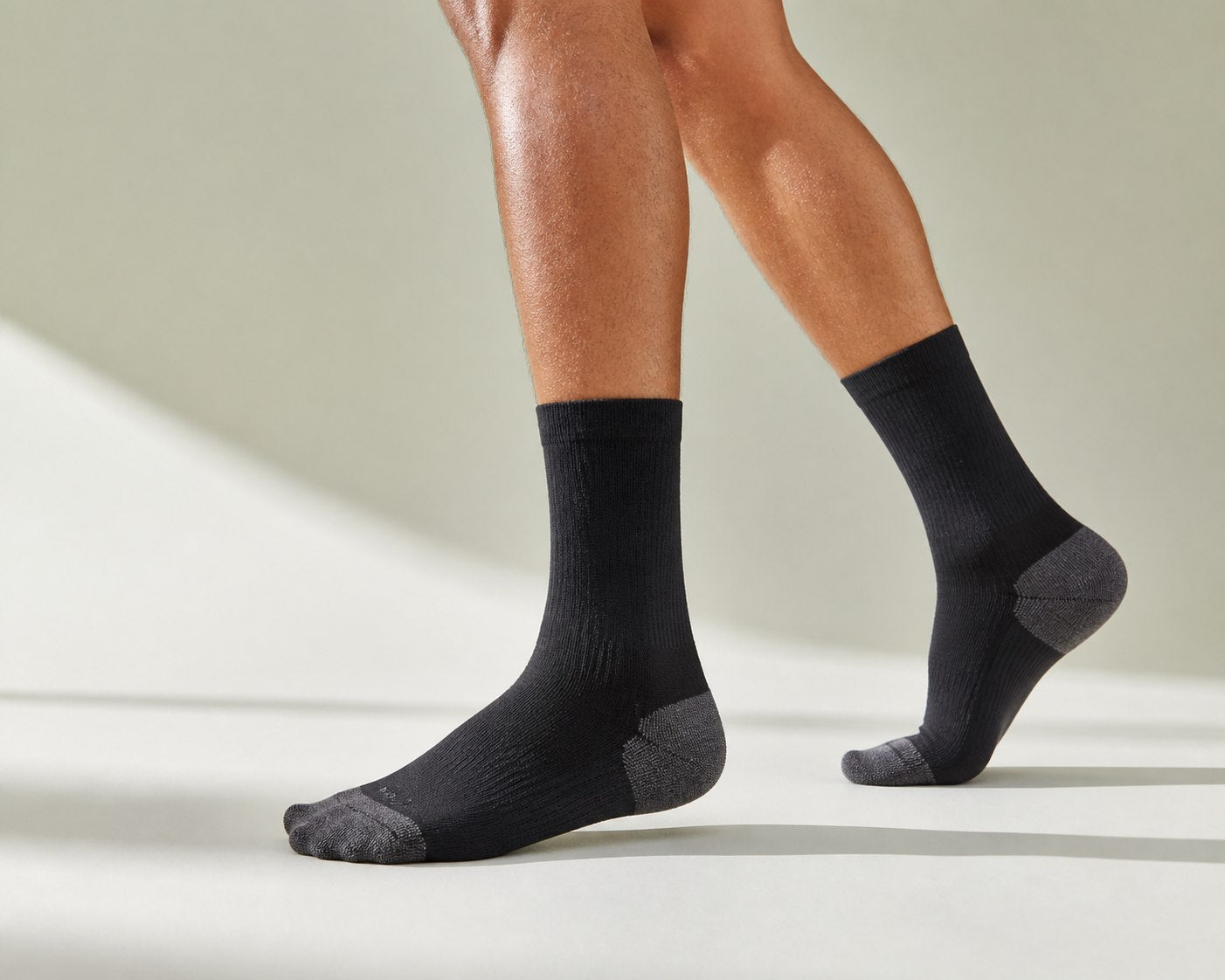 Premium cushioned sports socks